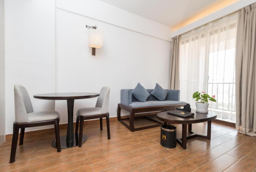 Sky City Hotel Vientiane Exterior photo