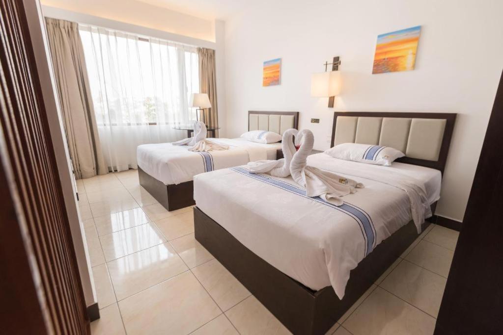 Sky City Hotel Vientiane Exterior photo
